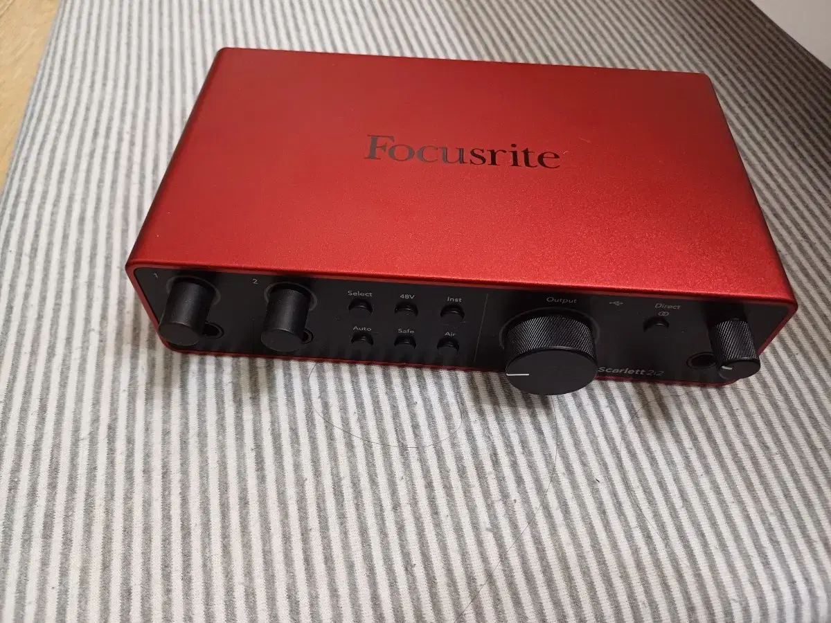 (급처)focusrite scarlett 2i2 오인페 4세대